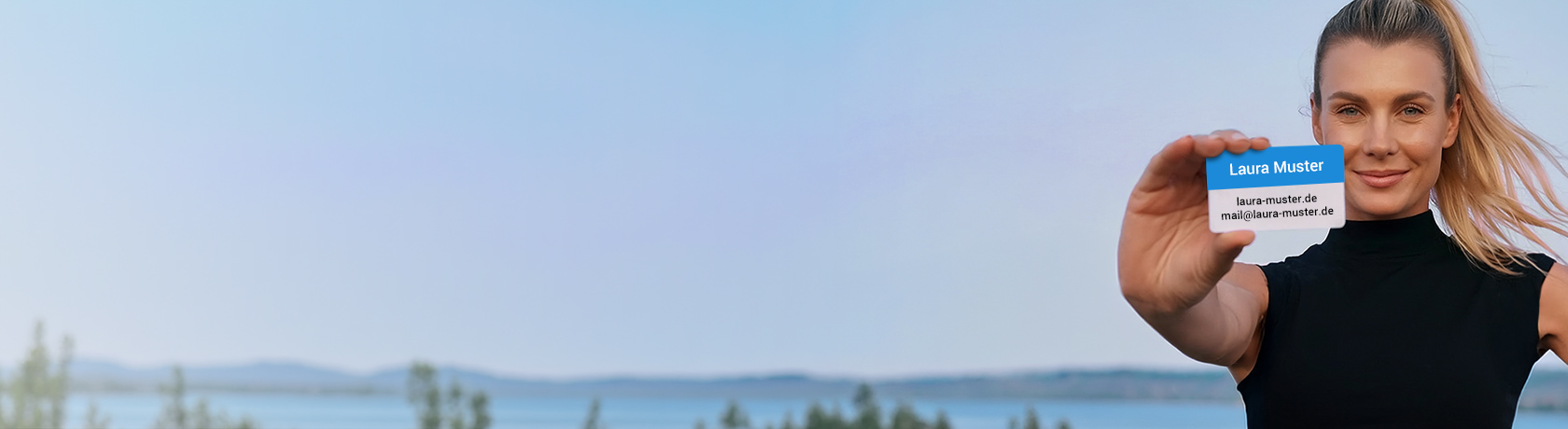 Visitenkarte mit personalisierter E-Mail-Adresse und eigener Webadresse