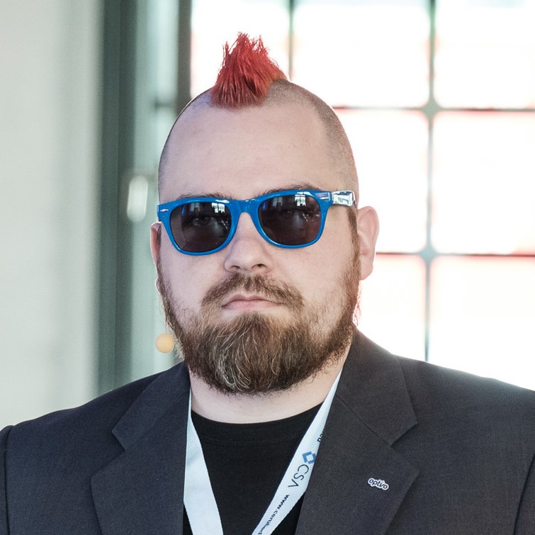 Tobias Herkula ist Senior Product Owner Mail Security bei GMX, WEB.DE, mail.com und arbeitet an der Entwicklung von fortschrittlichen E-Mail-Sicherheitslösungen.