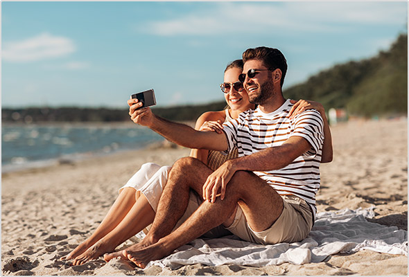Die automatische Fotosicherung in Ihrer GMX Mail App schützt Ihre Urlaubserinnerungen
