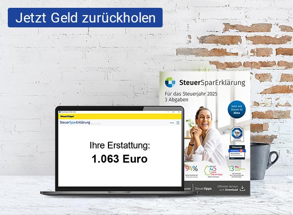 Laptop zeigt Steuererstattung von 1.063 Euro, daneben SteuerSparErklärung 2025 Softwarebox auf Tisch vor weißer Backsteinwand