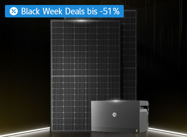 Zwei schwarze Solarmodule mit quadratischem Rastermuster und ein graues Gerät mit HP-Logo und Lüftungsschlitzen