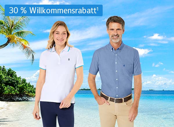 Ein Mann in einem dunkelblauen Poloshirt und eine Frau in einem roten Poloshirt stehen auf einer Frühlingswiese mit Blumen und blühenden Bäumen. Desweitern ist ein schriftlicher Hinweis auf 30 % Willkommensrabatt bei Personalshop abgebildet.