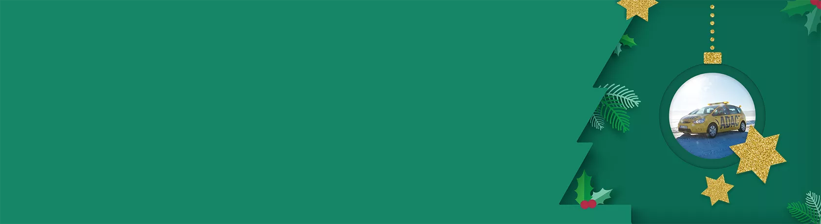 ADAC-Serviceauto auf verschneiter Straße mit Hinweis auf 30 € Gutschein.